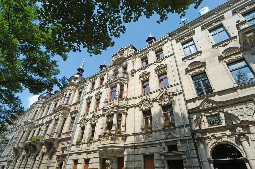Ambient Hotel Am Europakanal Фюрт Экстерьер фото