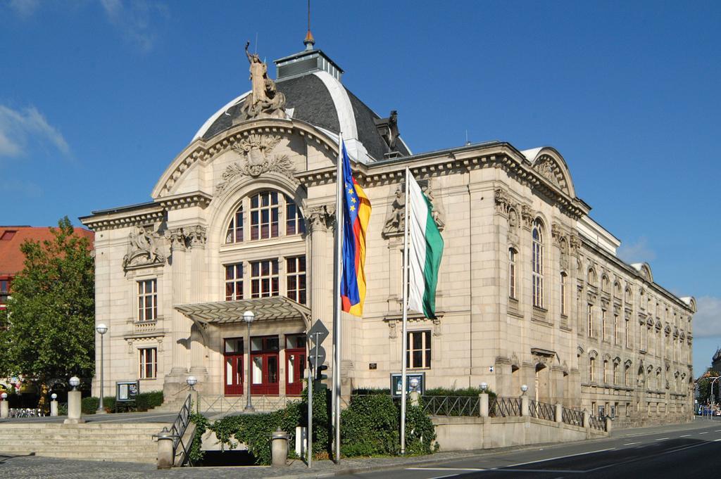 Ambient Hotel Am Europakanal Фюрт Экстерьер фото