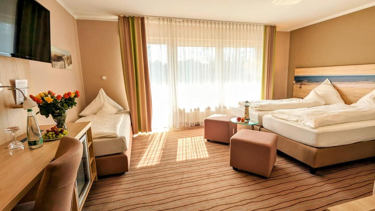 Ambient Hotel Am Europakanal Фюрт Экстерьер фото