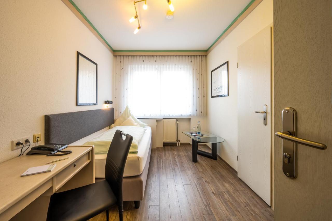 Ambient Hotel Am Europakanal Фюрт Экстерьер фото