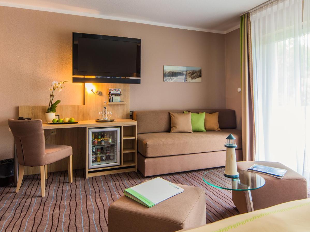 Ambient Hotel Am Europakanal Фюрт Экстерьер фото