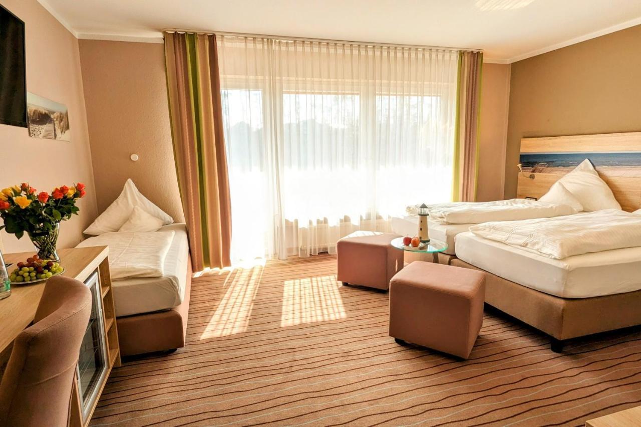 Ambient Hotel Am Europakanal Фюрт Экстерьер фото