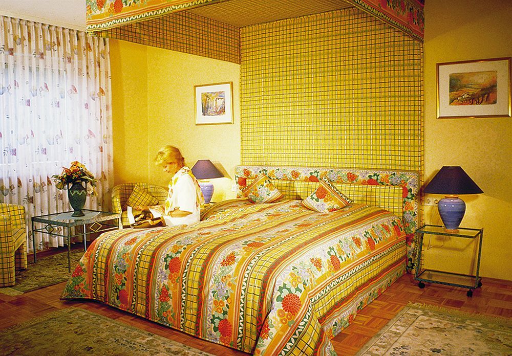 Ambient Hotel Am Europakanal Фюрт Экстерьер фото